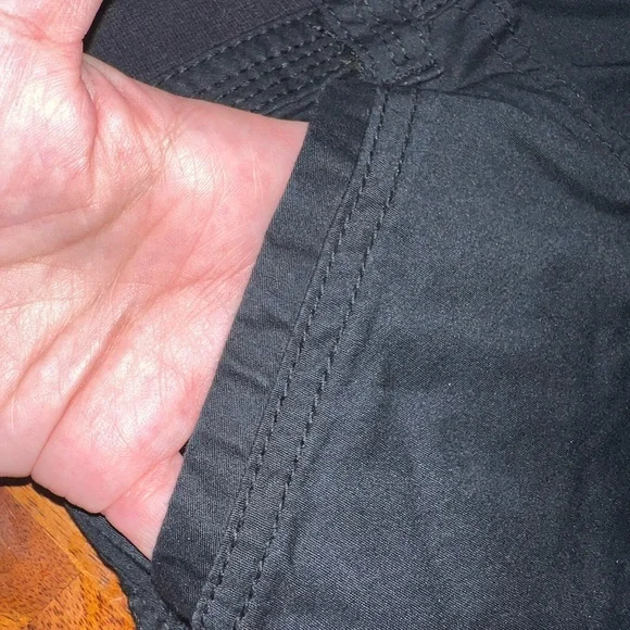 Style & Co Black Capris with Casual Comfort - Picture 3 of 4